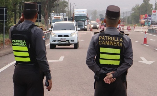 Conductor denuncia agresión y rotura de espejo en control de Caminera