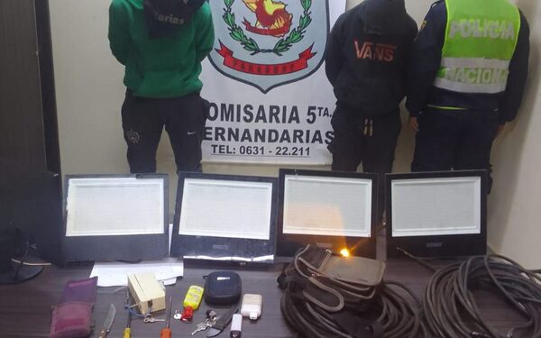 Capturan a rateros y recuperan objetos sustraídos de una escuela