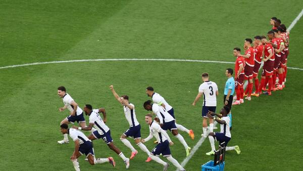 Inglaterra es semifinalista de la Euro