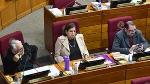 Cartismo dice querer gobernar con oposición y espera señal de Peña