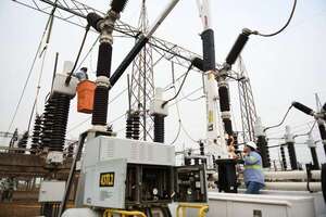 ANDE podría utilizar Yacyretá para mantener su oferta 100 MW al Brasil - Economía - ABC Color