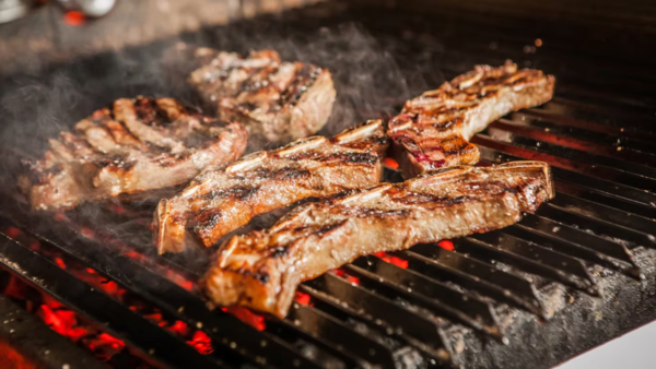 Un hombre murió atragantado con un trozo de asado en Alto Paraná - Megacadena - Diario Digital