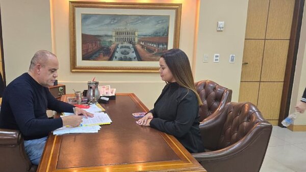 Repudian “destitución arbitraria” de la directora de Senado TV