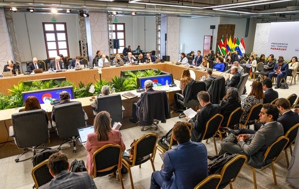 Cancilleres del Mercosur llegaron al país y participarán de reunión del Consejo del bloque - ADN Digital