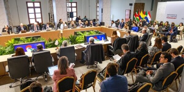 Cancilleres del Mercosur llegaron al país y participarán de reunión del Consejo del bloque