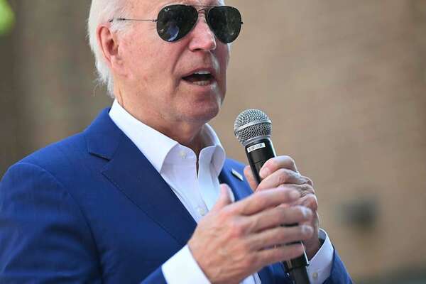 Biden bromea sobre su edad y dice que el mundo mira a EE.UU. para que guíe sus esperanzas - Mundo - ABC Color