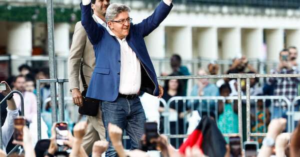 La Nación / La izquierda frena en las urnas a extrema derecha