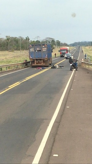 Accidente Fatal en Aquidabán Cañada: Motociclista Fallece tras Choque con Tractocamión
