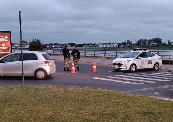 Bloqueo en la Costanera genera caos vehicular