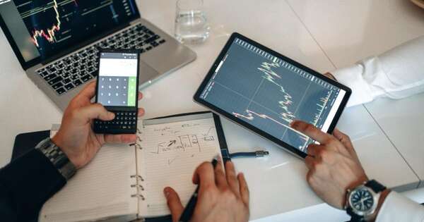 La Nación / Bolsa: rubro bursátil es un factor de crecimiento para las empresas