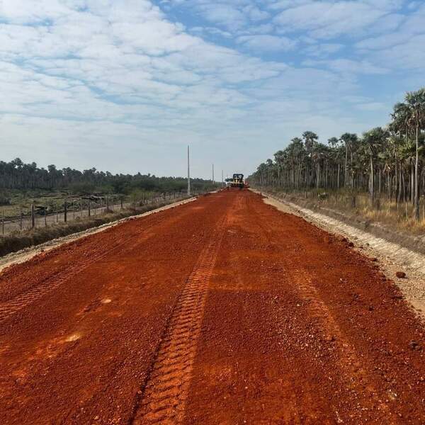 Avanzan obras del acceso vial a Yakye Axa: un paso hacia la inclusión en el Chaco