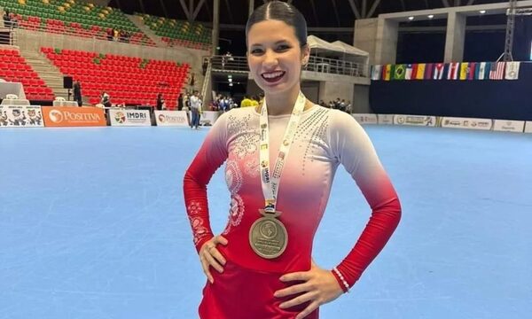 Erika Alarcón es otra vez de oro