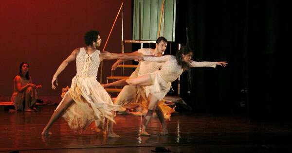 Diario HOY | Clases gratuitas de danza en el Sitio de Memoria Histórica 1 A
