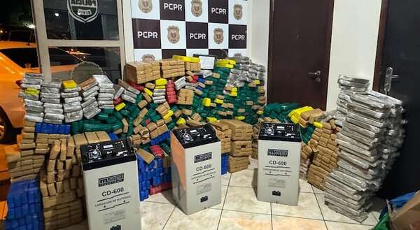 Incautan más de una tonelada de marihuana en la frontera - ABC en el Este - ABC Color
