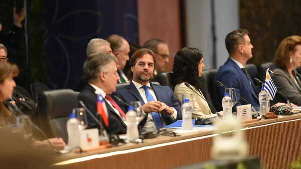 Uruguay buscará retomar diálogo con China bajo presidencia de Mercosur, afirma Lacalle