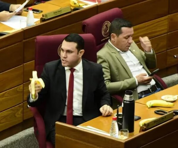 Hace más de ocho meses Corte cajonea pedido para suspender matrícula de abogado a Rivas
