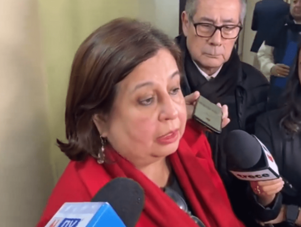 Control a oenegés: “Es una política, que quiere aplicar el Ejecutivo, de persecución”, dice Esperanza Martínez · Radio Monumental 1080 AM