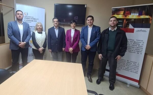 MIC y Senatur coordinan acciones para la formalización del sector turístico del país