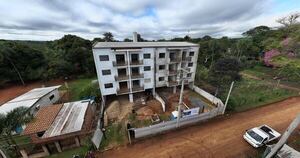 Diario HOY | Reinician obras de construcción de departamentos en Capiatá, paradas en era Abdo