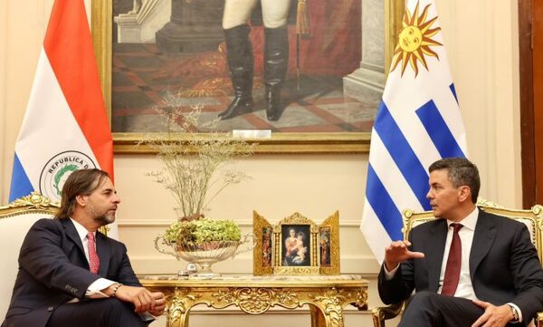 Paraguay entregó presidencia pro témpore del Mercosur a Uruguay - San Lorenzo Hoy