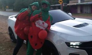 Todo sea por las ventas: Sr. Frutillón sacó los ‘pasos prohibidos’ en Areguá – Prensa 5