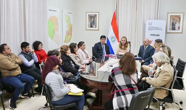 Salud cambió al director médico del Incan tras protestas de pacientes - Nacionales - ABC Color