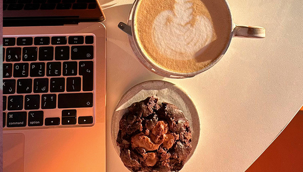 KaffeeHaus madruga en Fernando de la Mora con cafés de especialidad (abierto desde las 5:45)
