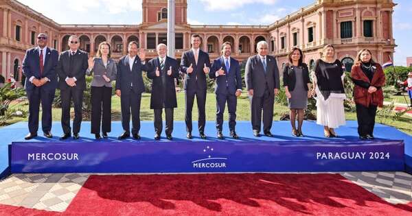 La Nación / “Acá deberíamos estar todos los presidentes”