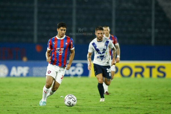 Versus / "Sorpresa" en Ameliano por la postergación del partido con Cerro Porteño