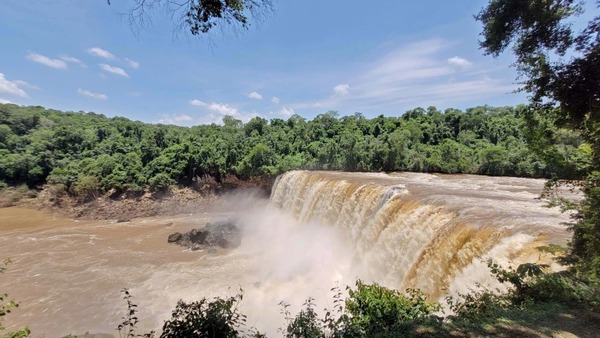 Concejal critica cambio de nombre a Cataratas del Ñacunday sin mejoras en infraestructura vial - La Clave