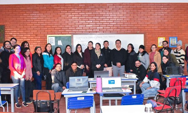 Inician curso para Formación Docente en Mallorquín