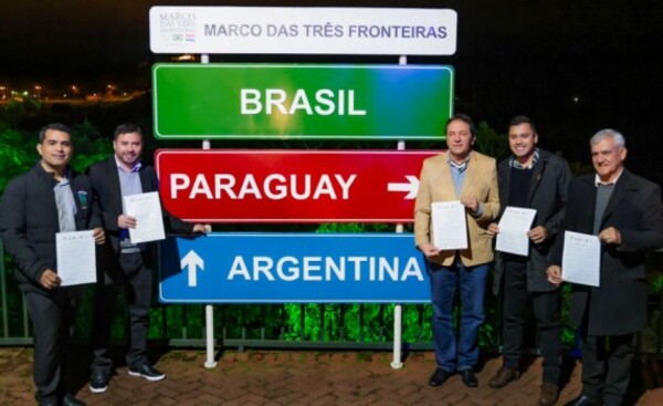 Intendentes apuntan a promover la iniciativa "Un destino, tres países"