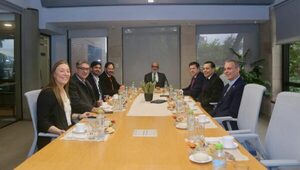 Paraguay avanza en la producción de hidrógeno verde: Estrategia Nacional presentada en reunión con expertos internacionales - El Trueno
