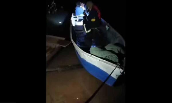 Buscan a persona desaparecida tras vuelco de canoa – Prensa 5