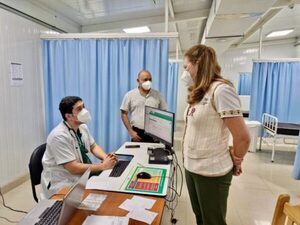 Salud reglamenta carga horaria y jornadas laborales para médicos