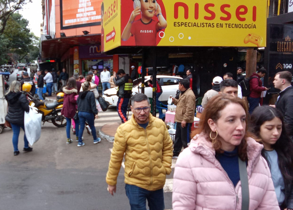 Gobierno oficializa nuevo decreto para fomentar turismo de compra - La Clave