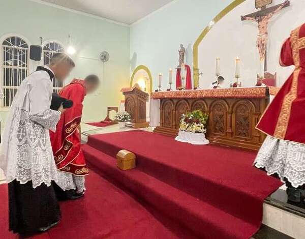 Brasil: Sacerdote arrestado bajo sospecha de ofrecer R$ 2.000 por sexo con un niño