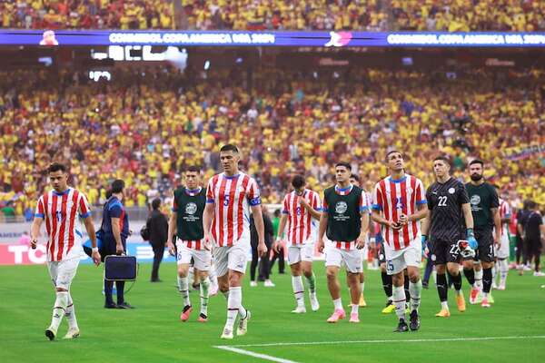 Miguel Figueredo y el técnico: “Tenemos que movernos rápido” - Selección Paraguaya - ABC Color