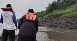 La Nación / Itapúa: buscan a un hombre desaparecido tras caer de su canoa