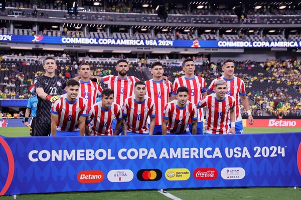 Versus / El perfil del entrenador para la Albirroja que están buscando desde la APF