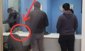 Falso panadero asalta boca de cobranza en supermercado