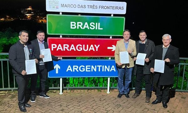 Firman acuerdo para promover la triple frontera como destino turístico