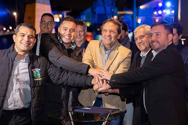 Firmaron importante convenio de cooperación entre los cinco municipios que componen las Tres Fronteras | DIARIO PRIMERA PLANA
