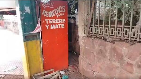Triste: Cuatro niños durmieron la fría noche en el hueco de una casilla