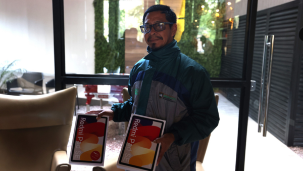 Consultora española dona 8 tablets de última generación a comunidad indígena - trece