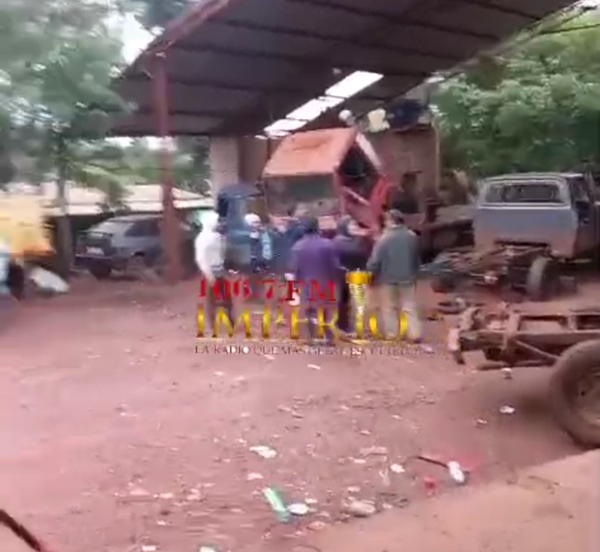Vecinos de la fracción Santa Ana en conflicto por un inmueble