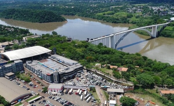 Oficializan nuevo decreto para fomentar turismo de compra