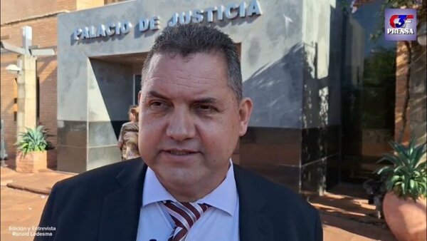 Fiscalía convoca a policías para declarar por supuesta extorsión a ex pareja de Clemencio González