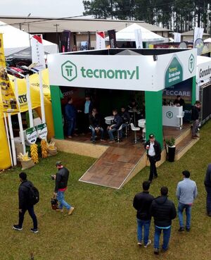 Tecnomyl llevó un “todoterreno” a Cooprolanda 2024