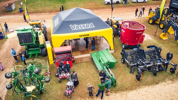 Grupo Cotripar ofreció lo mejor para el circuito ganadero de Campo 9